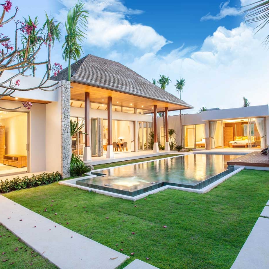 Smooth Installation Process AST AmeriPlay Synthetic Turf Review from