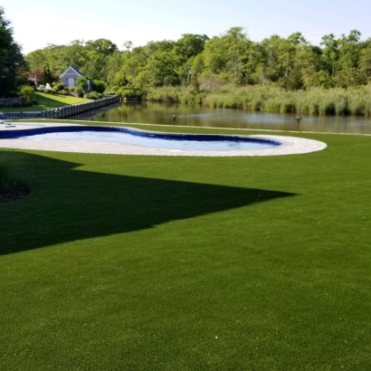 Riverfront Property Backyard Synthetic Lawn Installation