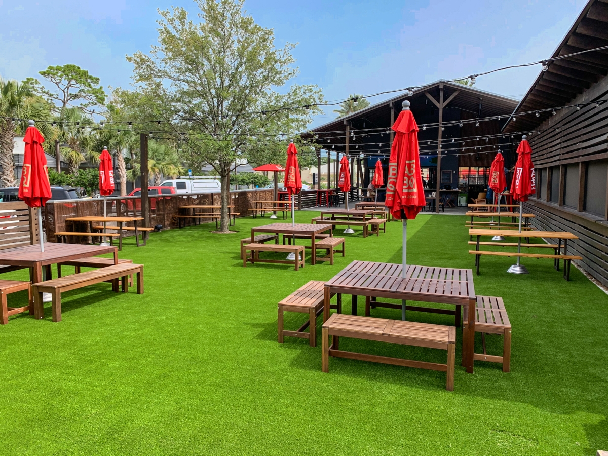 The AST Ameriplay Outdoor installation - Cafe, Outdoor Commercial Space